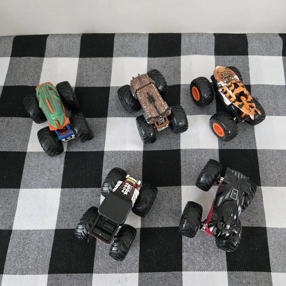 5 Hot Wheels Monster Truck Lot Chewbacca Piranha Darth Vader 1:64 Scale Die-Cast